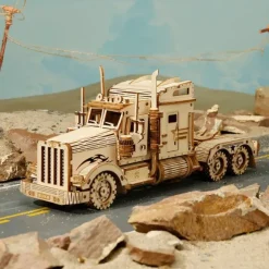 Koottava puinen pienoismalli Heavy Truck